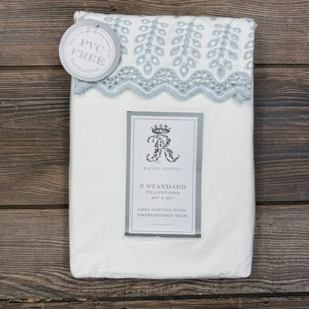 Rachel Ashwell Standard Queen Pillowcase Set White Blue Eyelet Trim New